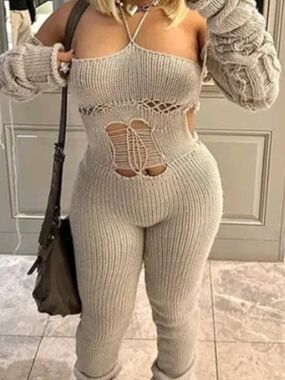 Knitted Cutout Jumpsuit - Beige/Cement Baddie Color ✨